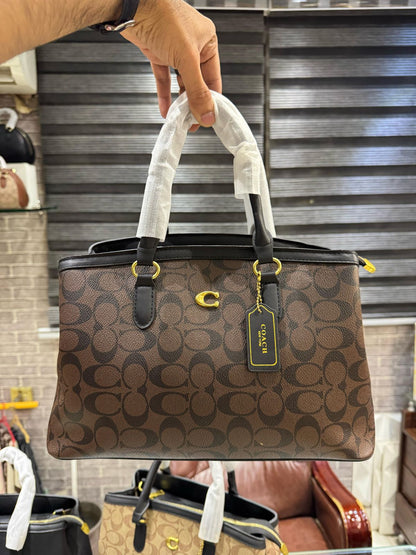 حقيبة يد كوتش ليجاسي كاري أول