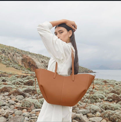 حقيبة بولين (Polene Tote Bag)