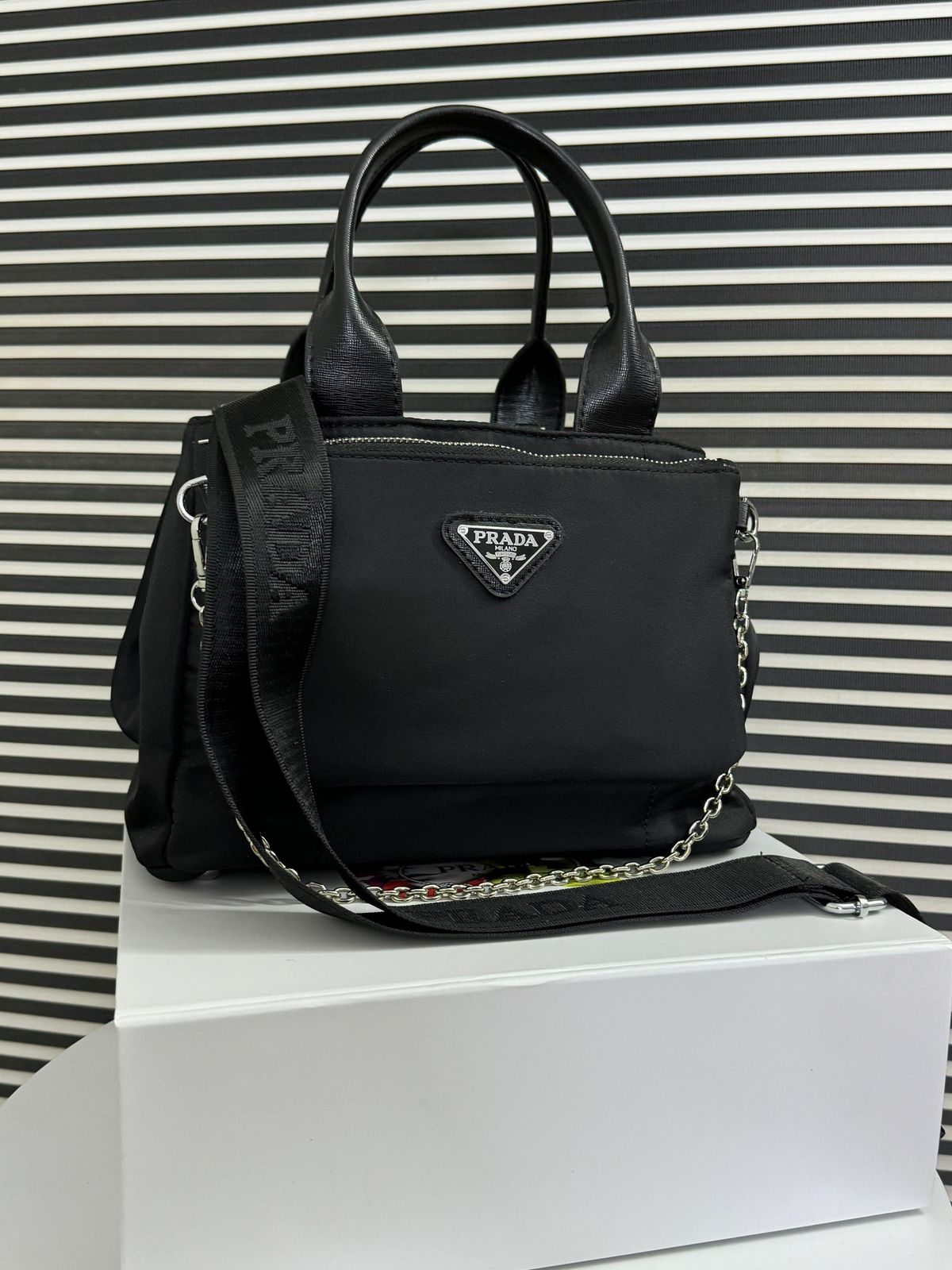 حقيبة يد برادا أوربان تات (UrbanTote)