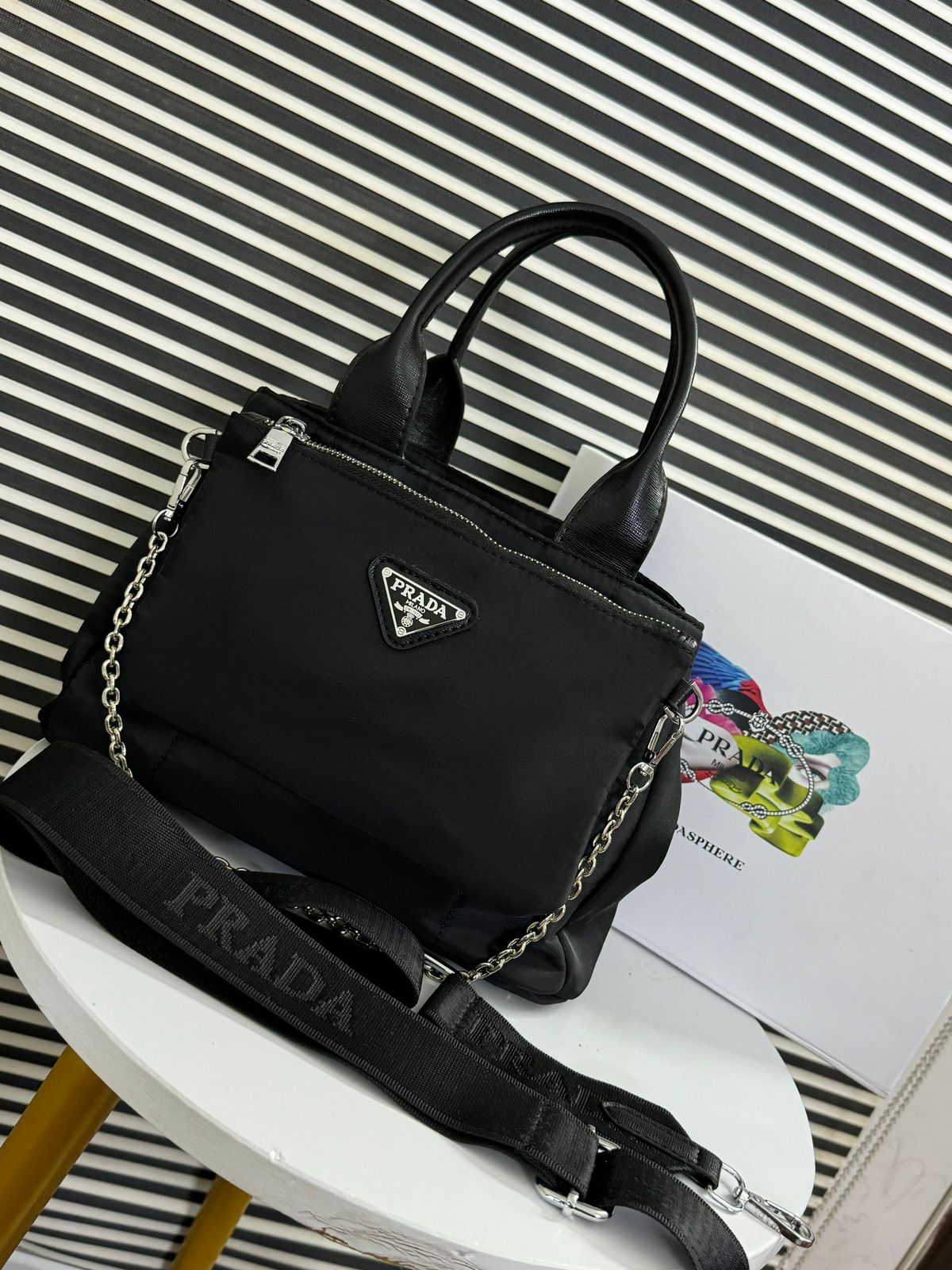 حقيبة يد برادا أوربان تات (UrbanTote)