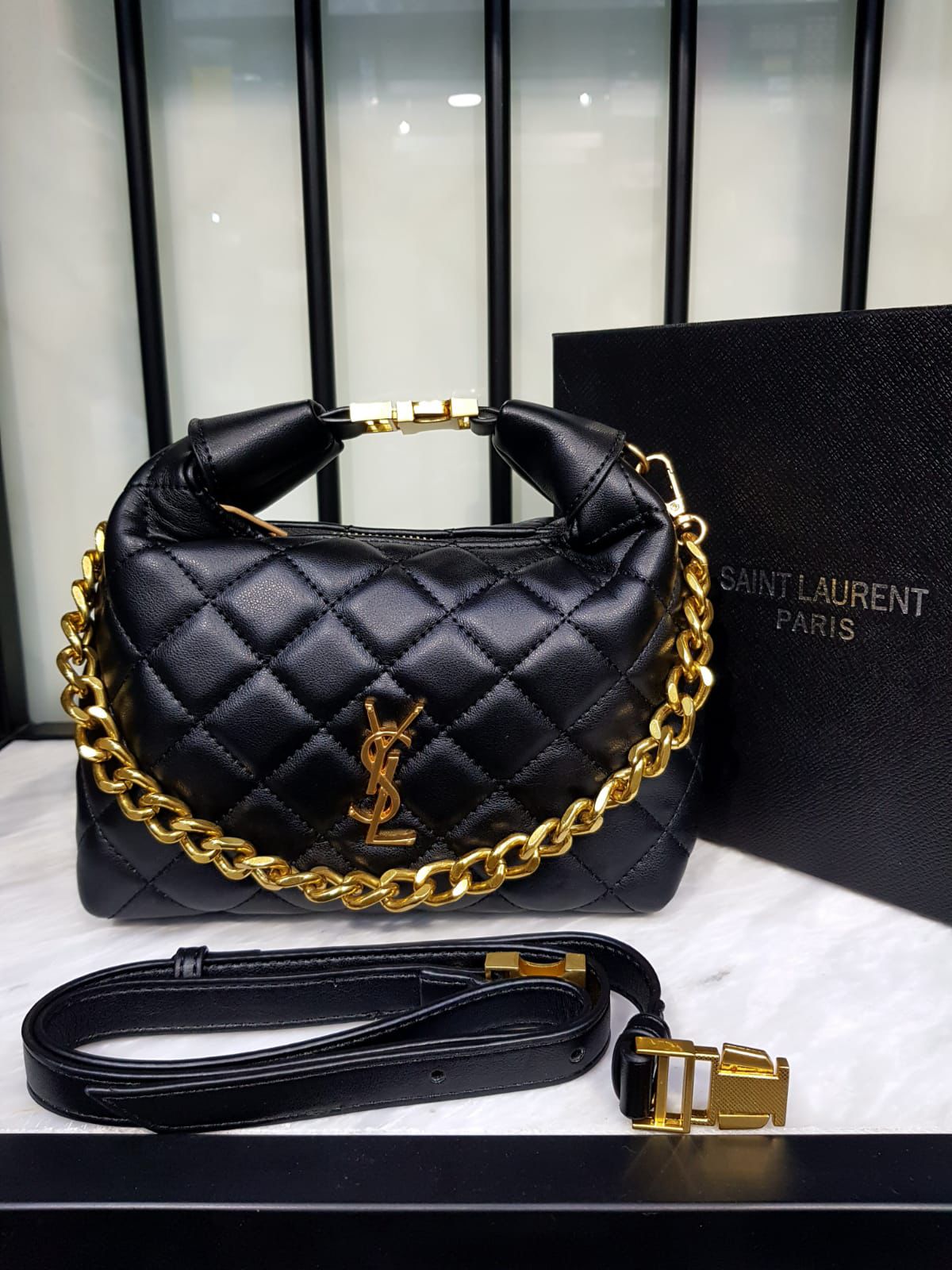 حقائب YSL المخملية