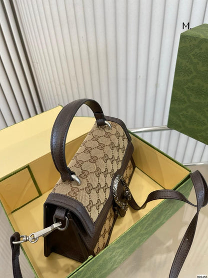 حقيبة ديونيسوس من قوتشي بتصميم GG Supreme