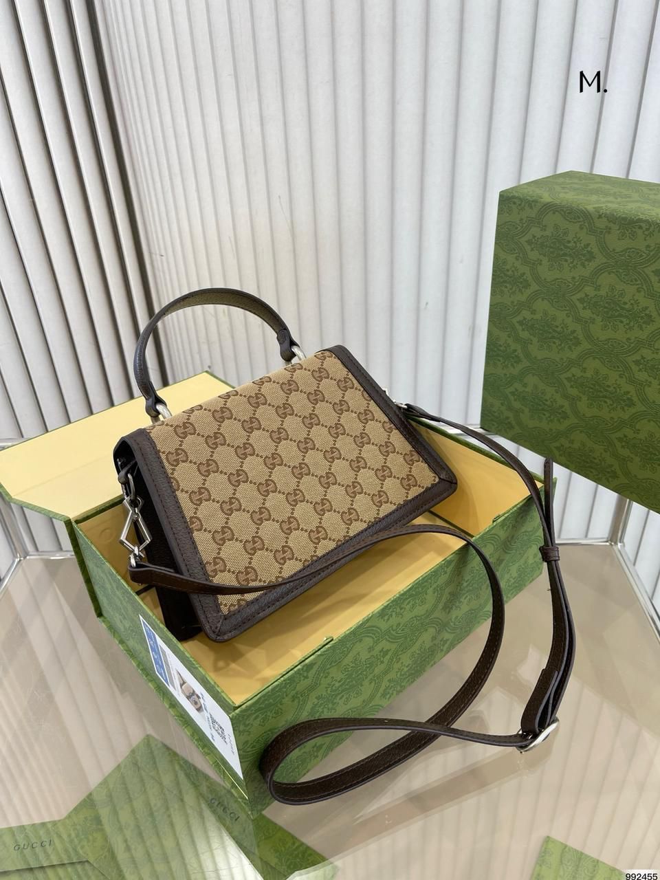 حقيبة ديونيسوس من قوتشي بتصميم GG Supreme