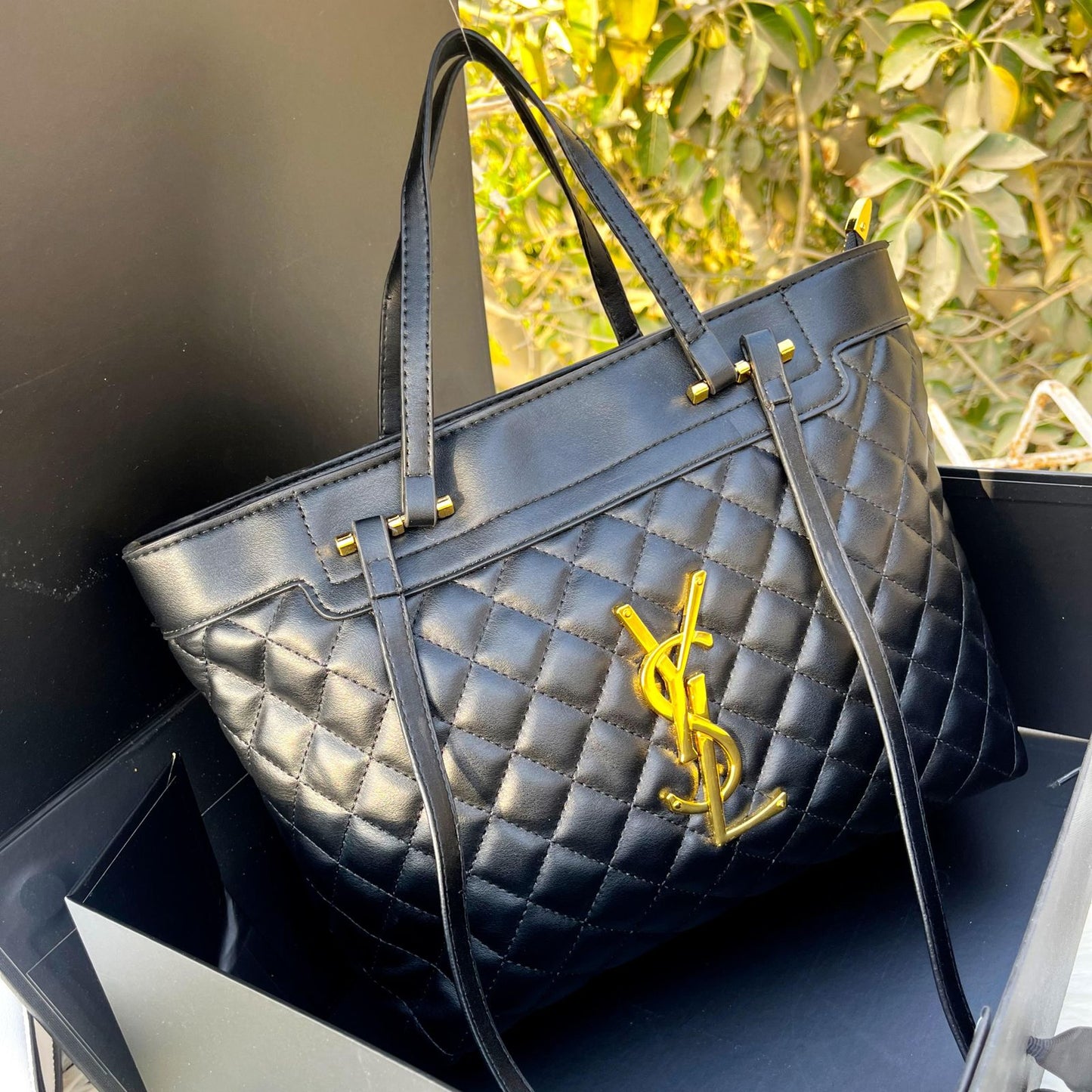 حقائب YSL Alma