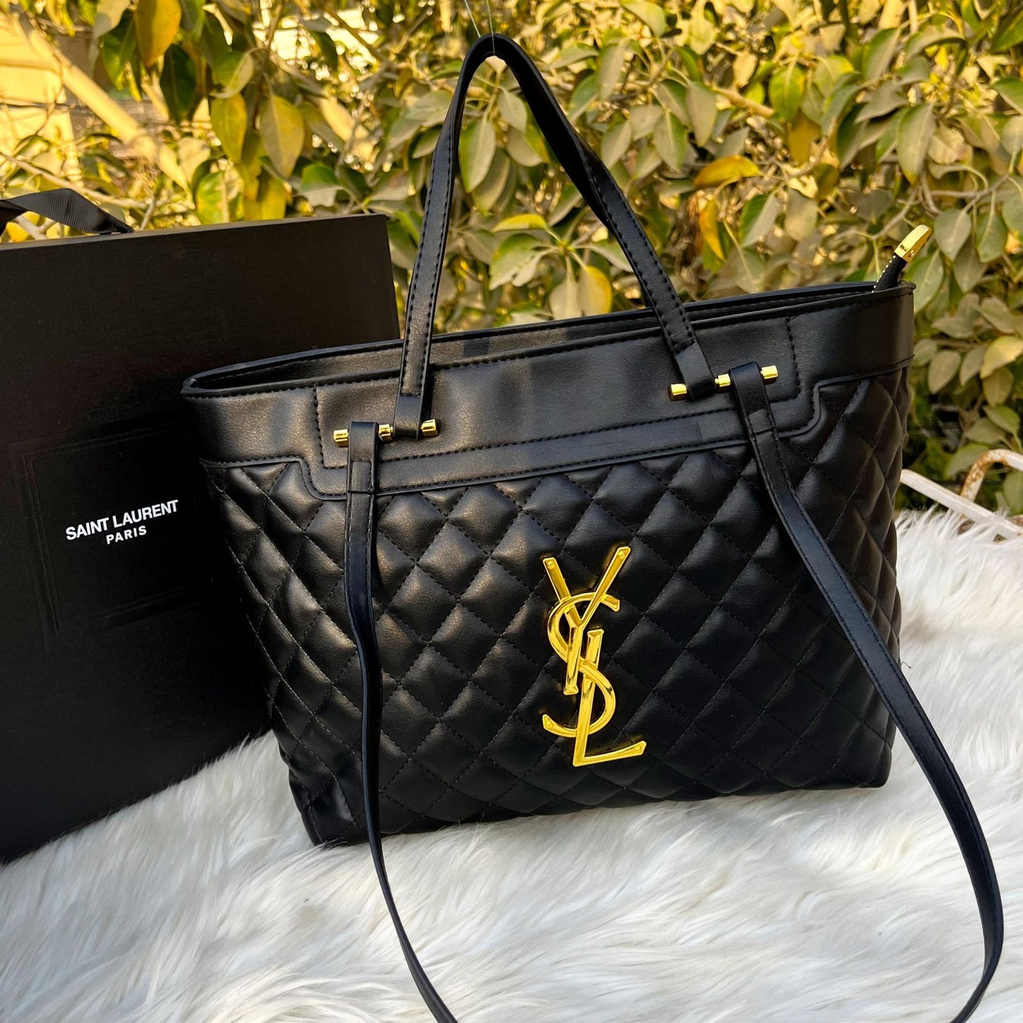 حقائب YSL Alma