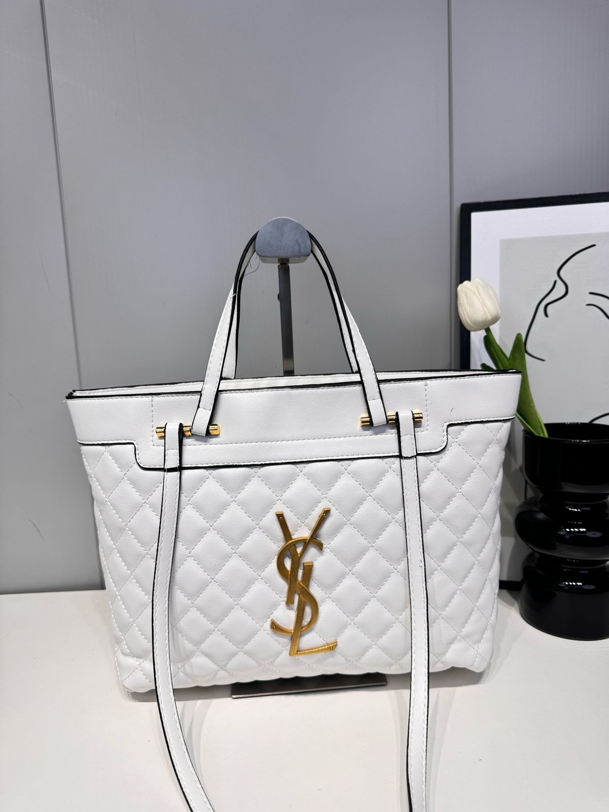 حقائب YSL Alma
