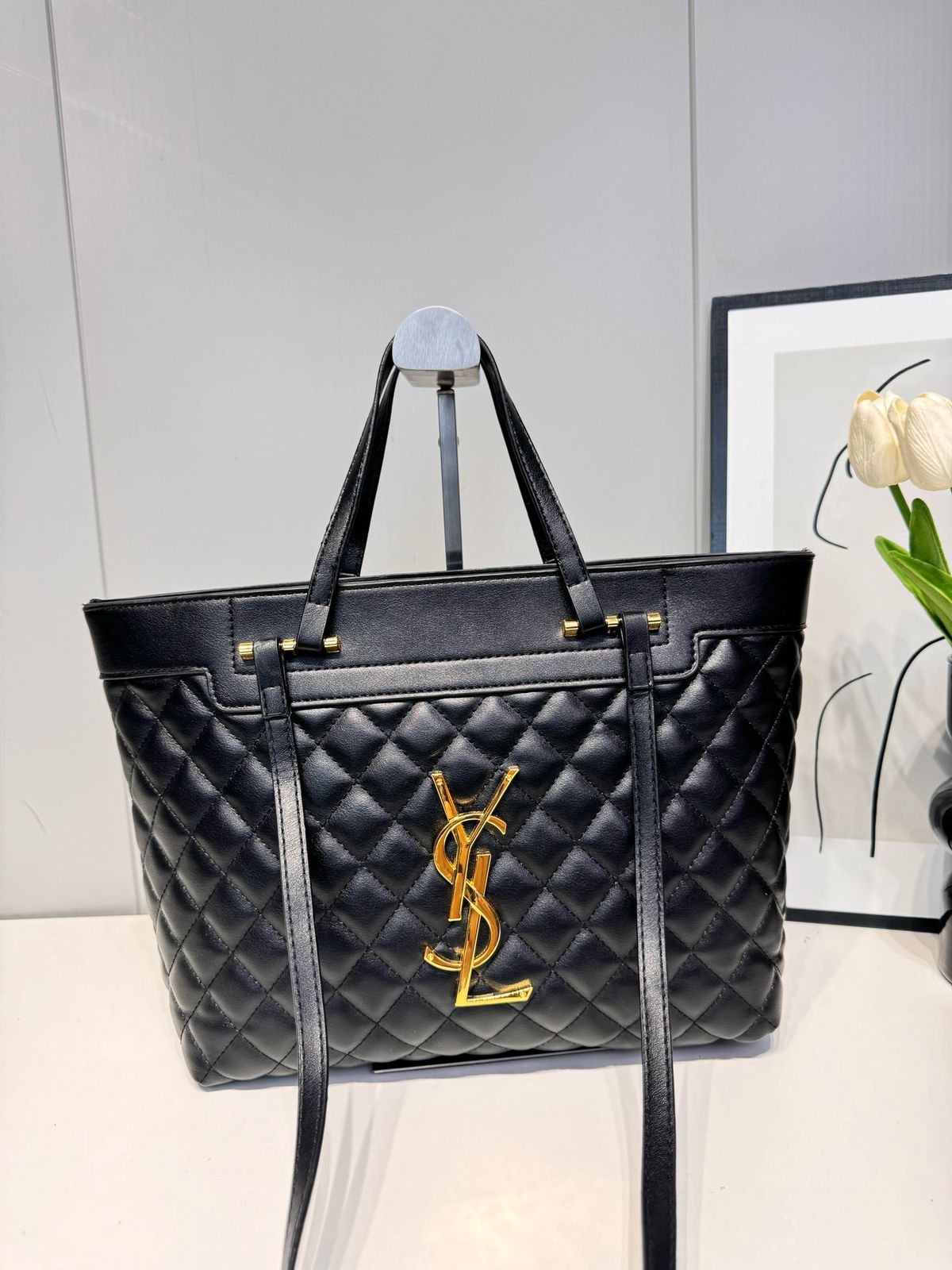حقائب YSL Alma