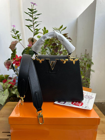 حقائب LV الفاخرة