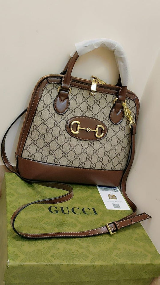 حقيبة يد فاخرة من GUCCI مزينة برمز الحصان