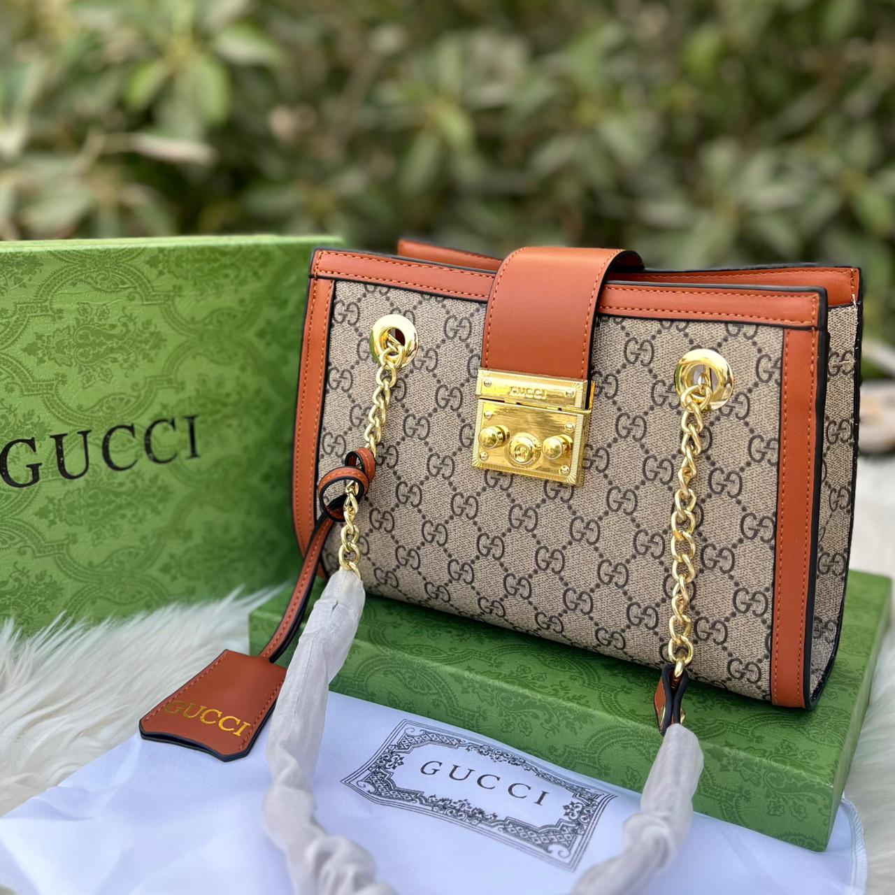 حقائب GUCCI ذات الأقفال