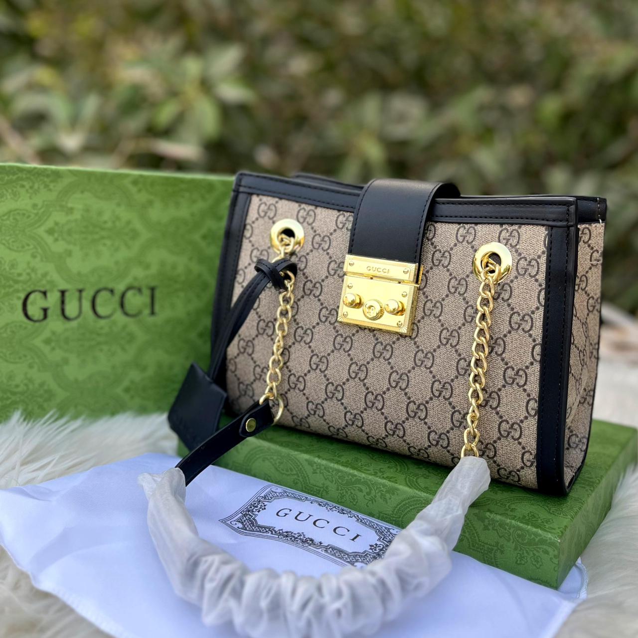 حقائب GUCCI ذات الأقفال