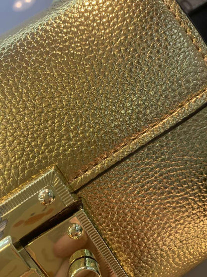 حقيبة يد GUCCI بحمالة كتف