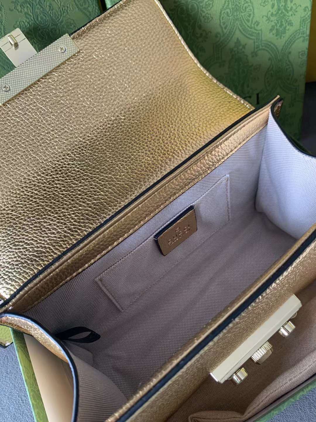 حقيبة يد GUCCI بحمالة كتف