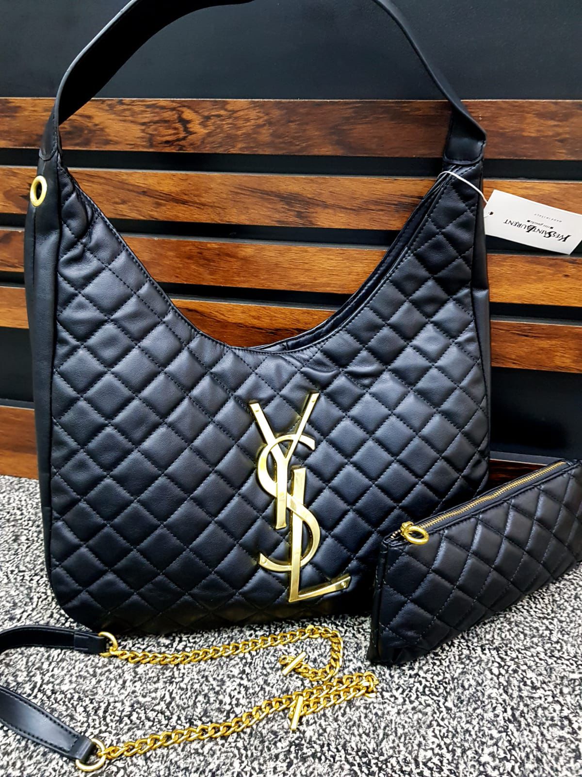 حقيبة يد كبيرة من YSL